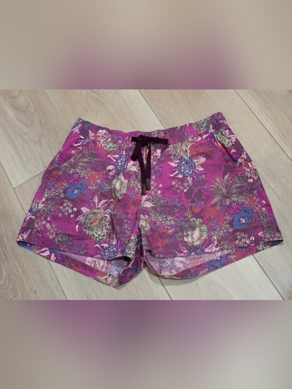 Title Nine Scout 3" Ripstop Shorts in Pink/ Purple Floral Print S